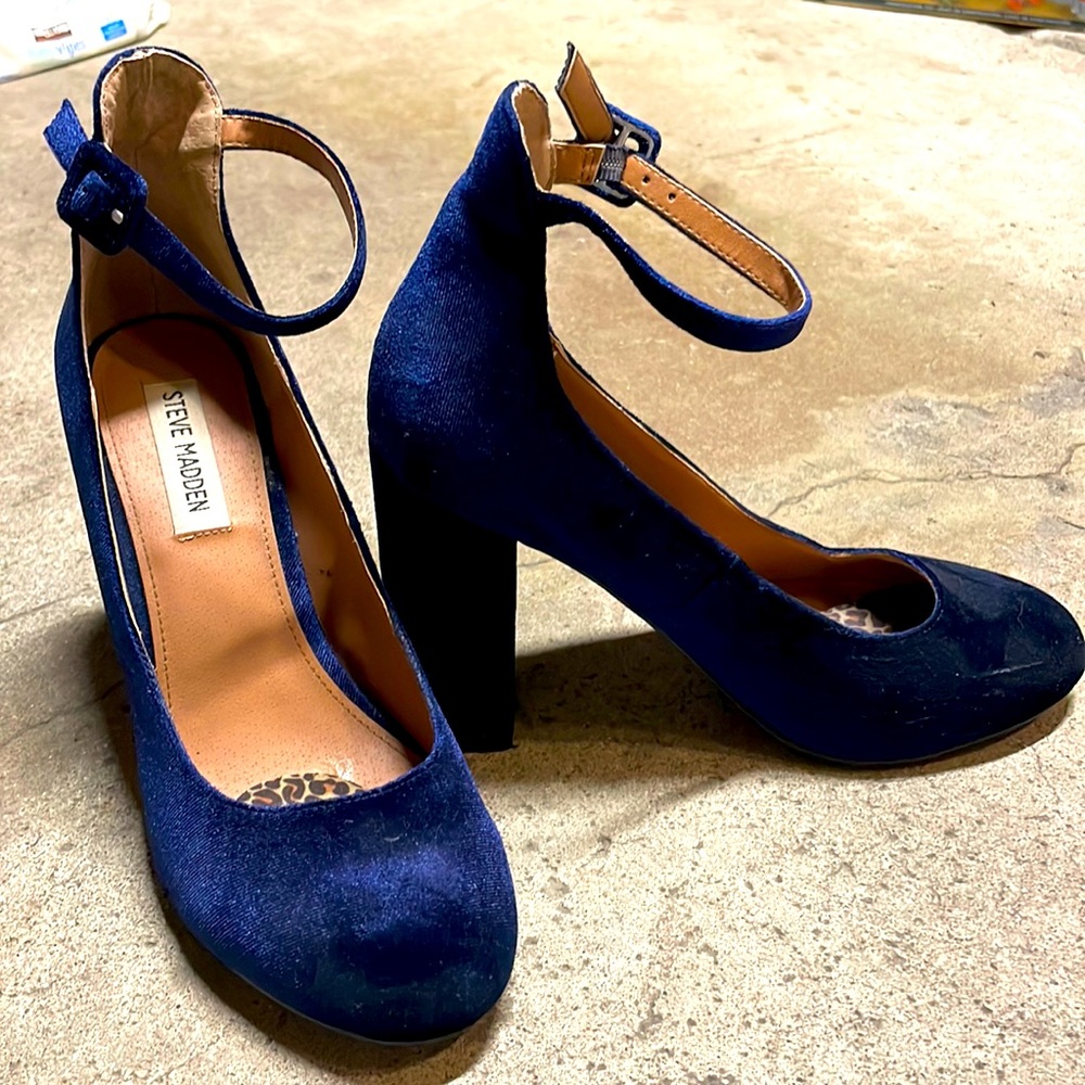 Steve Madden Blue Velvet Heels